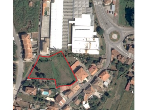 Terreno na Rua Faria de Baixo, Vila de Cucujães