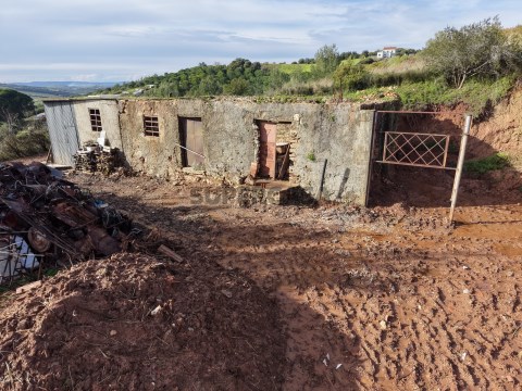 Moradia T3 em Alenquer (Santo Estêvão e Triana), Alenquer