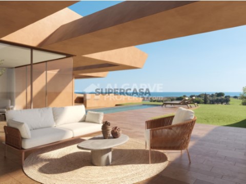 Apartamento T4 em Odiáxere, Lagos