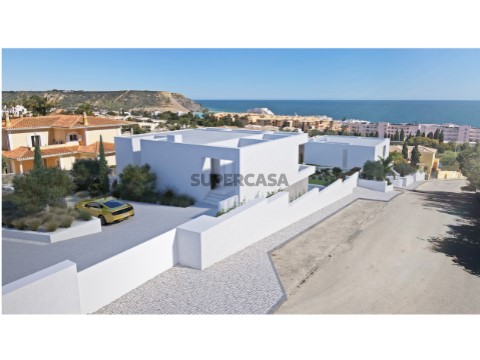 Moradia germinada-T3-Lagos-Praia da Luz