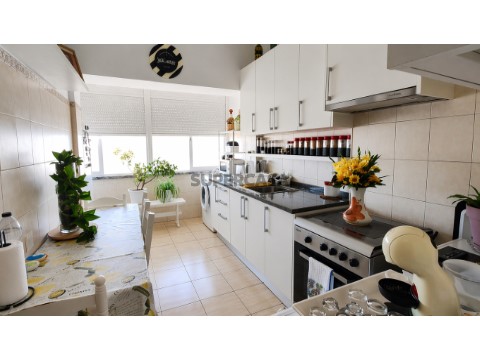 Apartamento T2 em Santiago Maior e São João Baptista, Beja