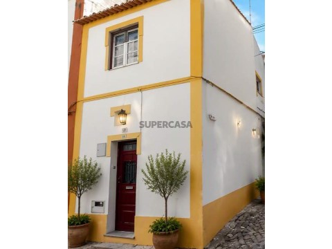 Moradia T2 em Salvador e Santa Maria da Feira, Beja