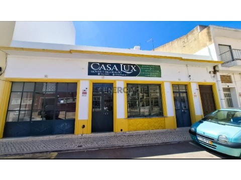 Moradia T4 em São Bartolomeu de Messines, Silves