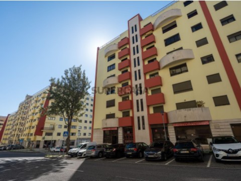 Apartamento T3 em Odivelas, Odivelas