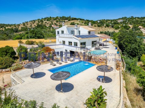 Casa 4 habitaciones en Tunes, Silves