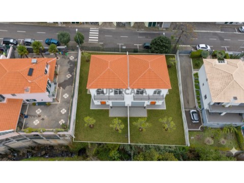 Imagem ilustrativa de 2 casas