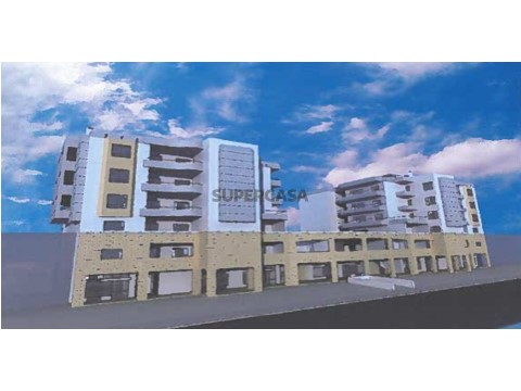 Terreno Urbano em Torres Novas (Santa Maria, Salvador e Santiago), Torres Novas