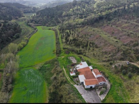 Quinta T4 em Alfeizerão, Alcobaça