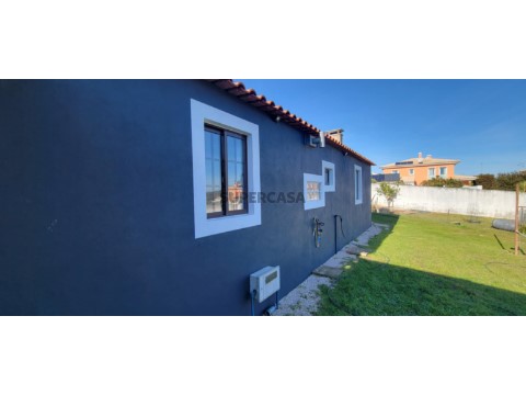 Flat T1 na Rua do Alto, Nadadouro