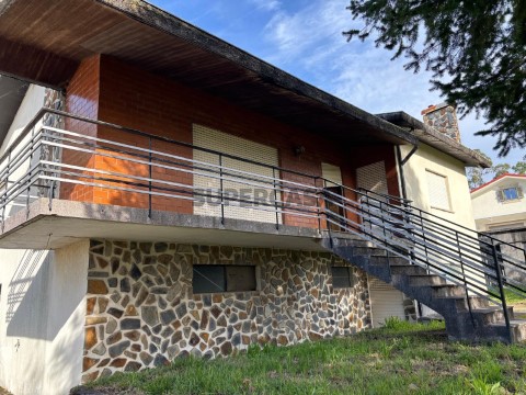 Moradia T3 em Durrães e Tregosa, Barcelos
