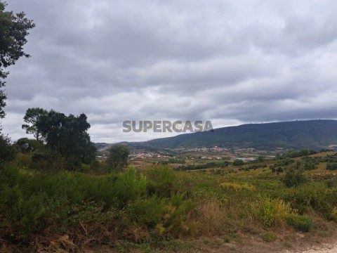 Terreno em Abrigada e Cabanas de Torres, Alenquer