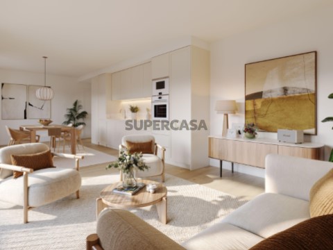 Apartamento T3 em Laranjeiro e Feijó, Almada