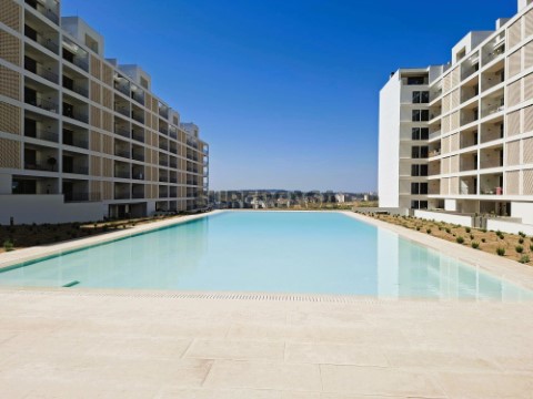 Apartamento T2 em Santo António dos Cavaleiros e Frielas, Loures