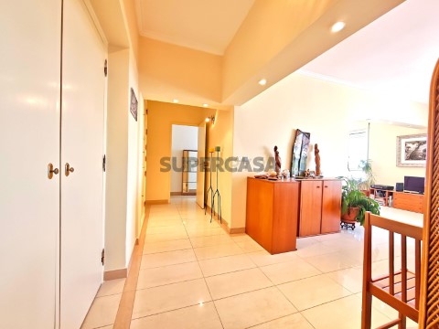 Apartamento T3 em Moscavide e Portela, Loures