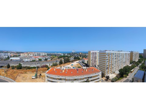 Apartamento T3 em Moscavide e Portela, Loures