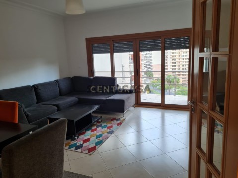 Apartamento T2 em Odivelas, Odivelas
