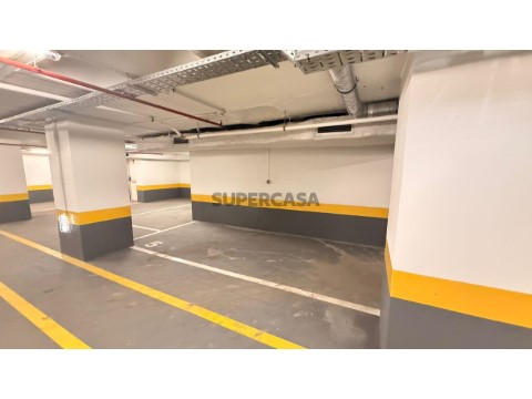 Garagem em Arroios, Lisboa