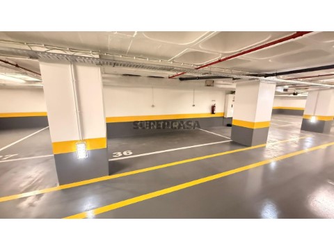 Garagem em Arroios, Lisboa