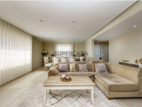 Moradia T6 em Lousa, Loures