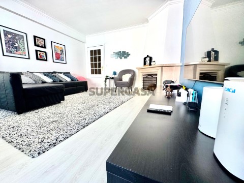 Apartamento T3 em Corroios, Seixal