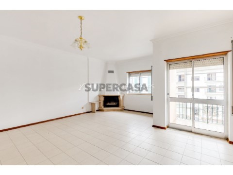 Apartamento T3 em Leiria, Pousos, Barreira e Cortes, Leiria