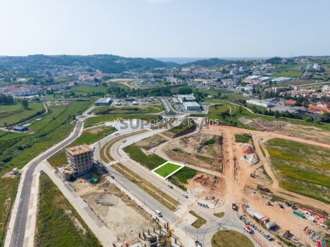 Terreno em Alcobaça e Vestiaria, Alcobaça