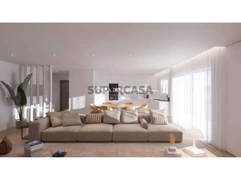 Apartamento T2 na Batalha, Batalha