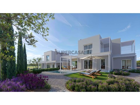 Moradia T3 com piscina privada num resort de golfe - Nova construção