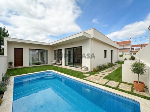 Moradia Nova T3+1 C/ Piscina - Pinhal do General