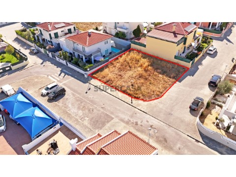 Terreno C/ Projecto Aprovado em Aldeia de Irmãos - Azeitão