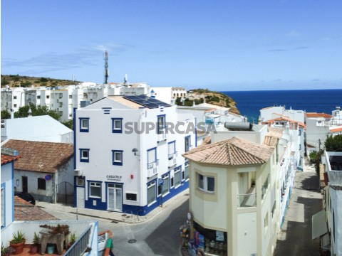 Moradia T3 Triplex na Rua da Praia, Budens