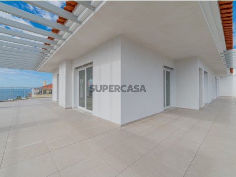 Apartamento T3-Três suites-Terraços com vista mar-Ericeira-Home-Tailors-Business
