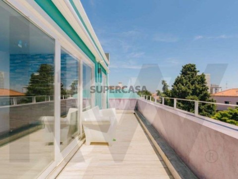 Apartamento T5 em Penha de França, Lisboa