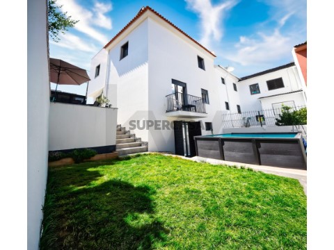 Moradia T3 em São Domingos de Rana, Cascais