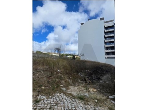Terreno em Venteira, Amadora