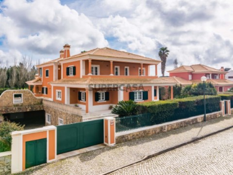 Moradia T5 em S.Maria e S.Miguel, S.Martinho, S.Pedro Penaferrim, Sintra com De luxo, Piscina