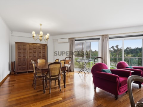 Apartamento T3 em Lumiar, Lisboa