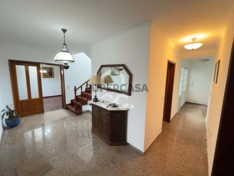 Moradia T4 em Nossa Senhora do Rosário, Lagoa (São Miguel)