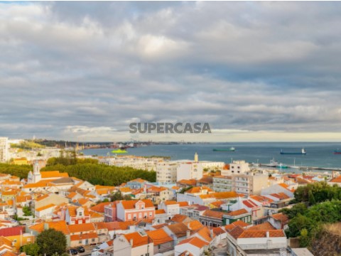 Apartamento T1 em União das Freguesias de Setúbal, Setúbal