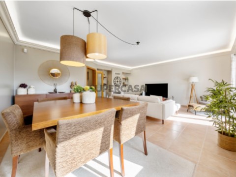 Moradia T3 em São Sebastião, Setúbal