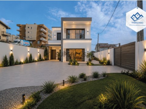 Moradia em Construção | Fânzeres | Gondomar