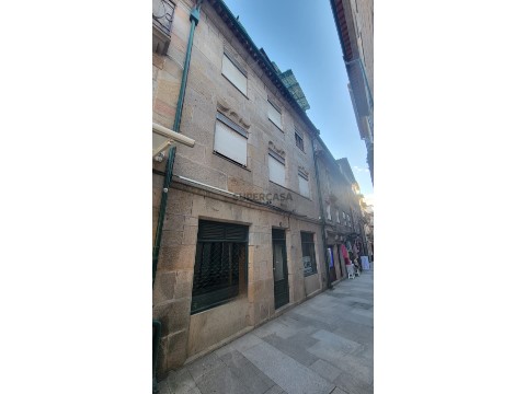 Gebouw Op Arca e Ponte de Lima, Ponte de Lima