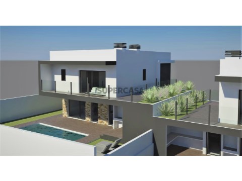 Moradia T4 Duplex na Sobreda - Modelo Chave na mão