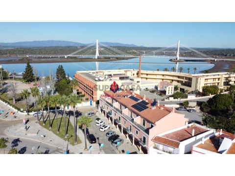 Moradia T3 em Estômbar e Parchal, Lagoa