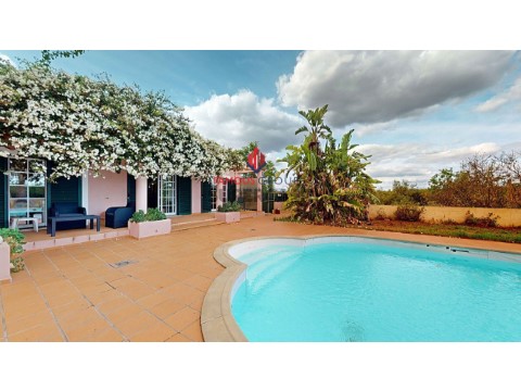 Villa T6 em Lagoa e Carvoeiro, Lagoa