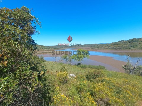 Terreno Urbano em Lagoa e Carvoeiro, Lagoa