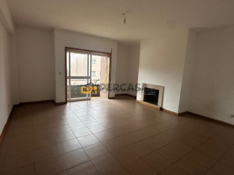 Apartamento T2 em Fânzeres e São Pedro da Cova, Gondomar