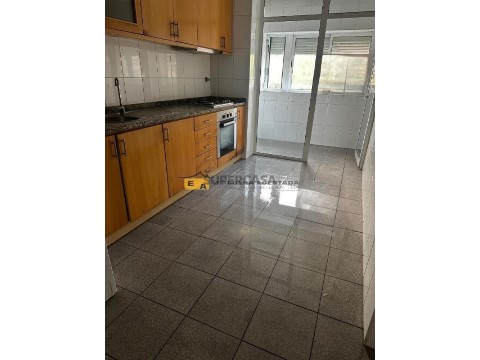 Apartamento T2 em Ermesinde, Valongo