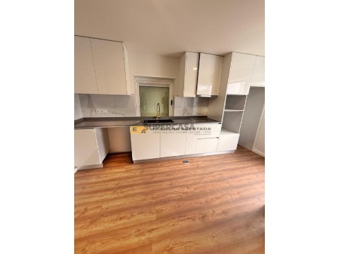 Apartamento T2 em Gondomar (São Cosme), Valbom e Jovim, Gondomar