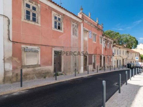 Prédio em Campolide, Lisboa